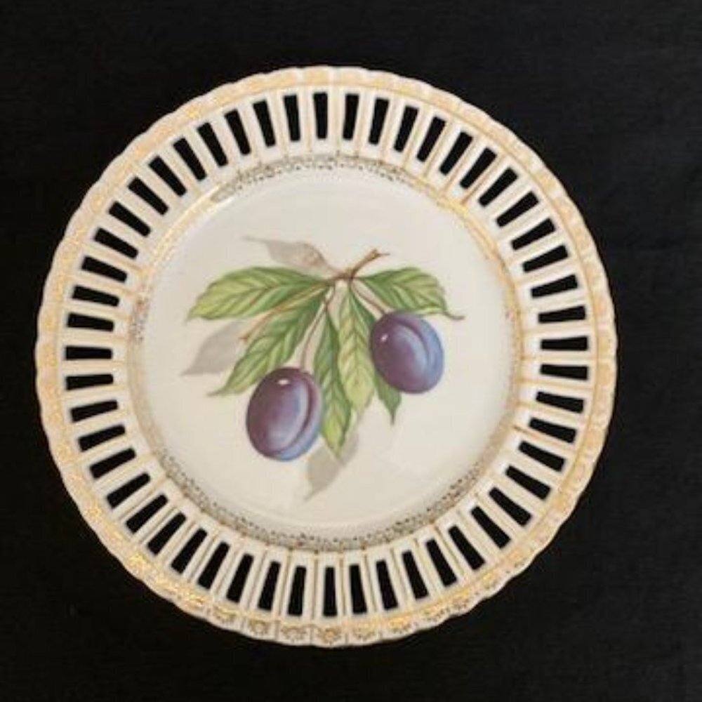 Vintage Ucagco Porcelain Ceramic Fruit Plate Plum Reticulated Gilded Japan